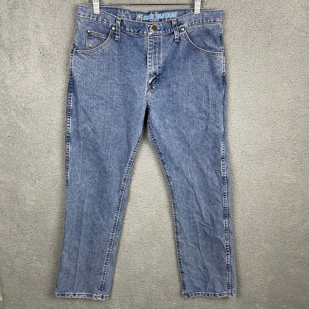 WRANGLER Jeans Mens 34x30 (33x29) Cool Vantage 47 Regular Fit Light Wash Denim